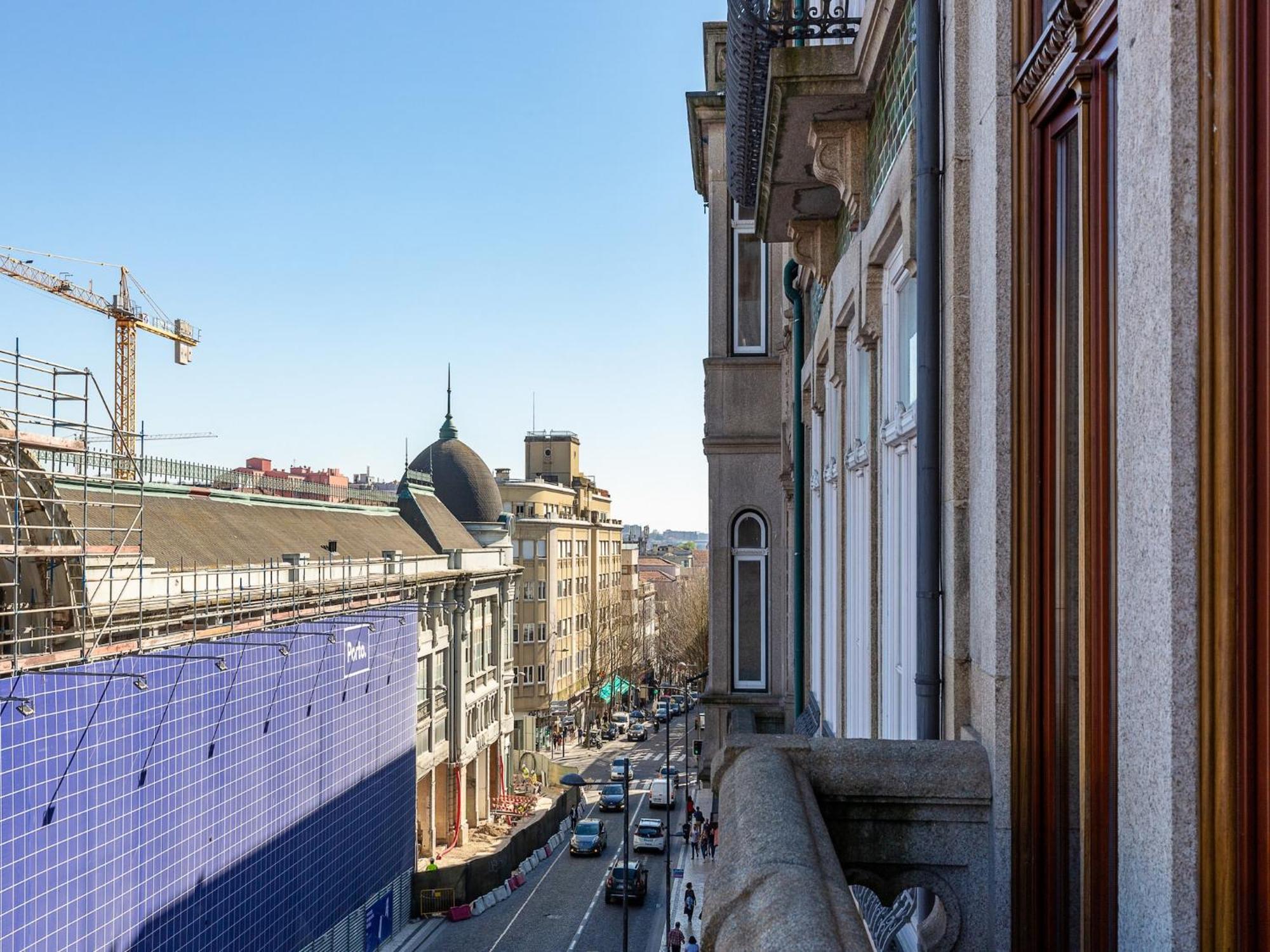 One-bedroom With Balcony In Bolhao Market Apartamento Porto